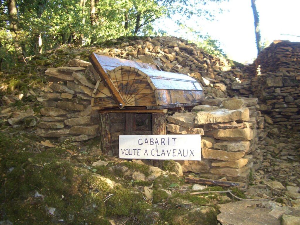 Gabarit d'une voûte à claveaux